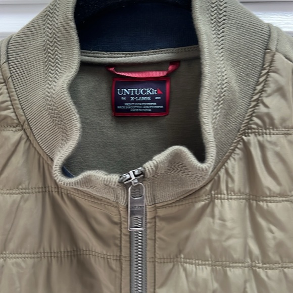 UNTUCKit Mens Rebulo Vest Full Zip Up Sleeveless Jacket Olive Green Size Large - Picture 2 of 4